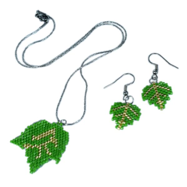 Set collar y aretes "Tiempo para un té"